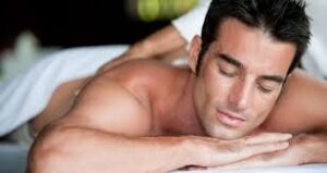 Расслабляющий массаж: приемы и техники