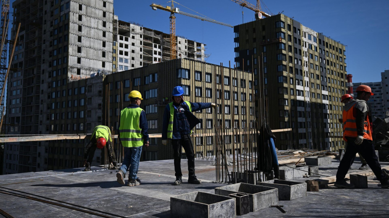 Девелоперы в День строителя назвали профессии, которые исчезнут со строек