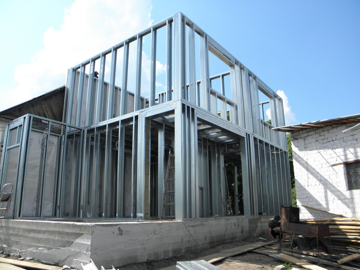 Пристройка к дому экономные варианты