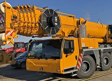 Аренда автокрана: одна из самых востребованных услуг в сфере строительства