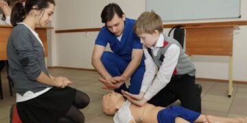 Обучение первой помощи: быстрое реагирование для спасения жизней