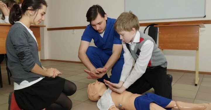 Обучение первой помощи: быстрое реагирование для спасения жизней