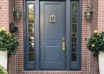 Входные металлические двери — какие модели подходят для квартир и частных домов