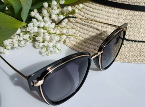 Очки: стильный аксессуар и необходимость