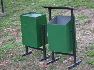 Как выбрать урну для мусора?