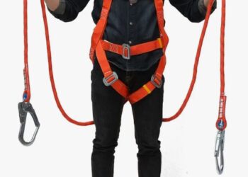 Средства индивидуальной защиты при работе на высоте: основные виды и требования к ним