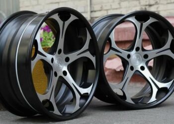 Купить литые диски: советы по выбору и лучшие места для покупки