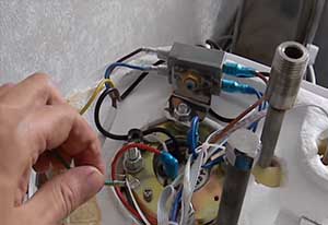 Почему срабатывает УЗО на водонагревателе?