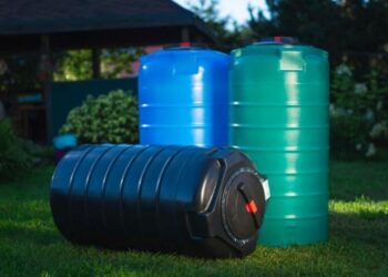 Применение пластиковых емкостей для воды