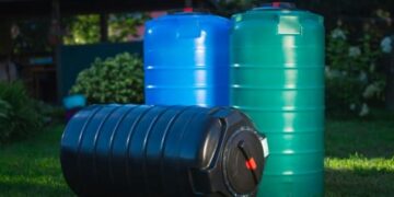 Применение пластиковых емкостей для воды