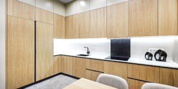 Дизайн угловой кухни в 2022 году