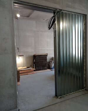 Установка пенала для раздвижной двери