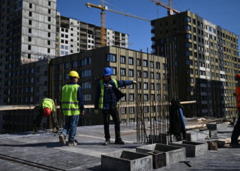 Девелоперы в День строителя назвали профессии, которые исчезнут со строек