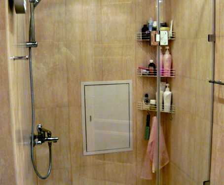 Стеклянные ограждения для душа: плюсы и минусы