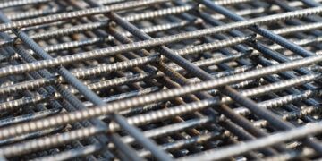 Применение сварной сетки для забора