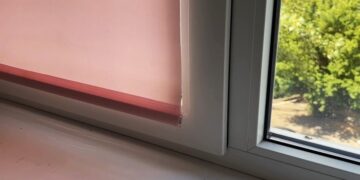 Как сделать копеечные направляющие для рулонных штор