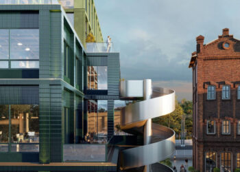 На севере-востоке Москвы завершилось перемещение исторической башни