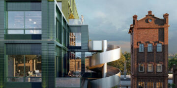 На севере-востоке Москвы завершилось перемещение исторической башни