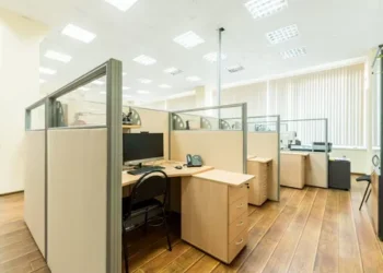 Офисные перегородки: Пространство, Комфорт и Продуктивность