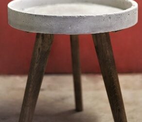 Особенности бетонных журнальных столов в стиле Лофт