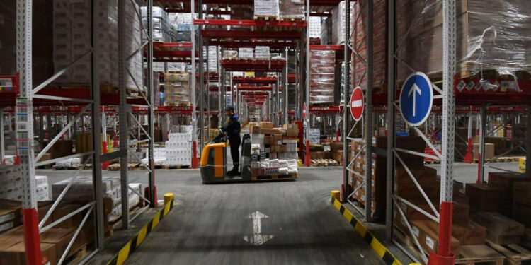 Поставщик китайского производителя спецтехники арендовал склад в Подольске