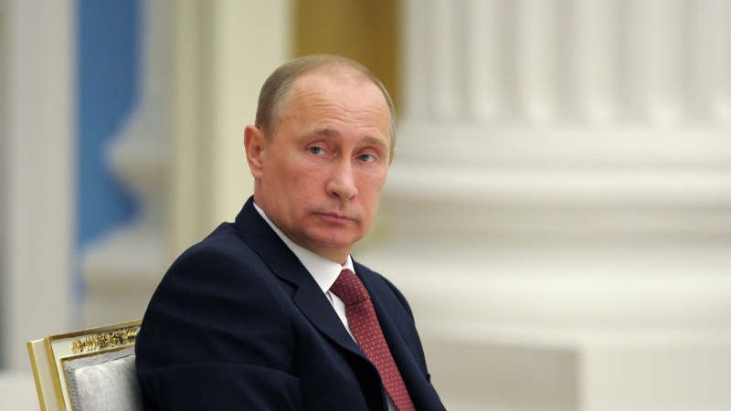 Путин поручил внести поправки для упрощения госэкспертизы стройпроектов