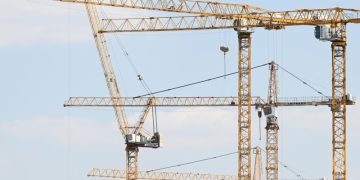 «Ростех» продает непрофильные активы завода «Северная заря» в Петербурге