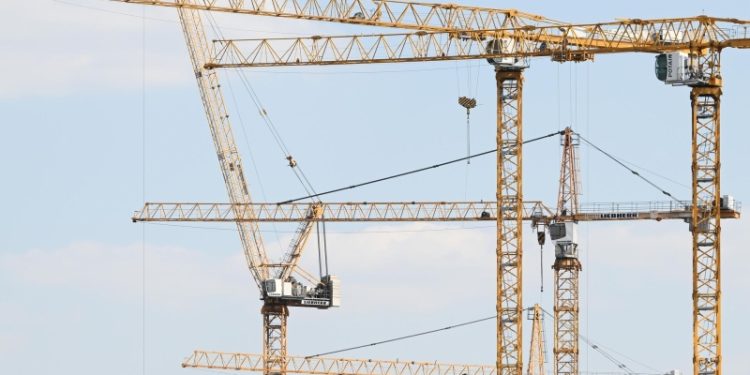 «Ростех» продает непрофильные активы завода «Северная заря» в Петербурге