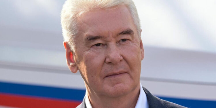 Собянин открыл новый спорткомплекс на юго-западе Москвы