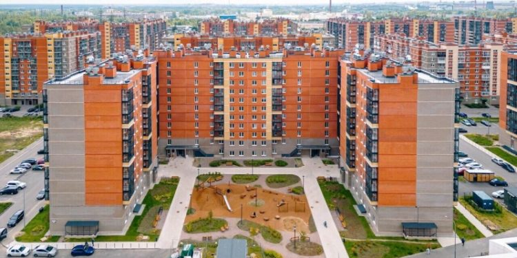 В Петербурге завели уголовные дела из-за задержки сдачи домов ГК «Самолет»