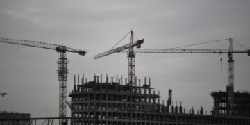 Ввод нежилой недвижимости в России в первой половине 2025 года вырос на 11%