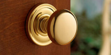 Выбор круглых ручек для дверей